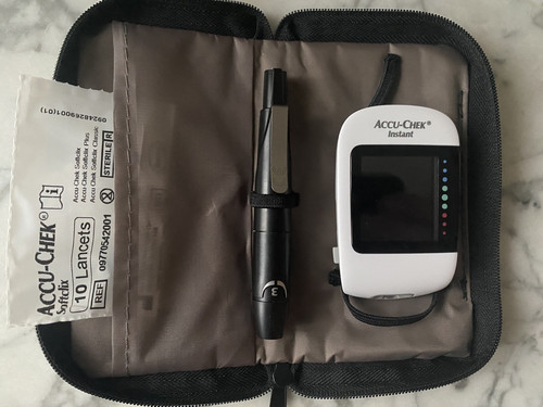 Set accu chek instant - set,
